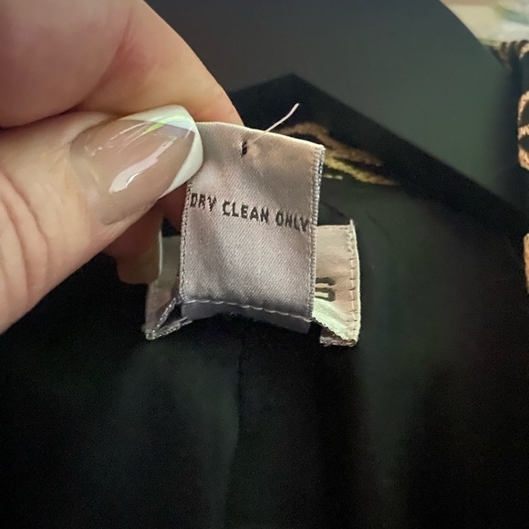 Chico's IVintageI Metallic Black/Gold I Embroidered I Blazer I Jacket I Size: 1 - Picture 11 of 13